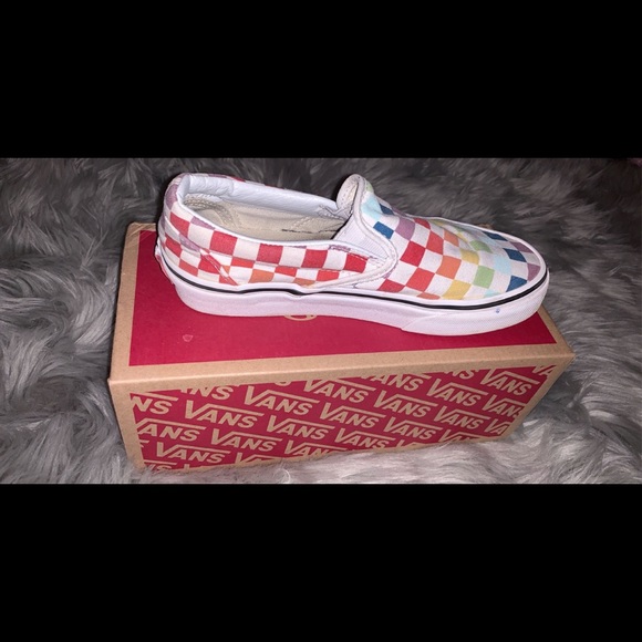 vans with multiple colors